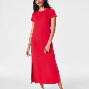 NWT SPANX® AirEssentials
Maxi Dress